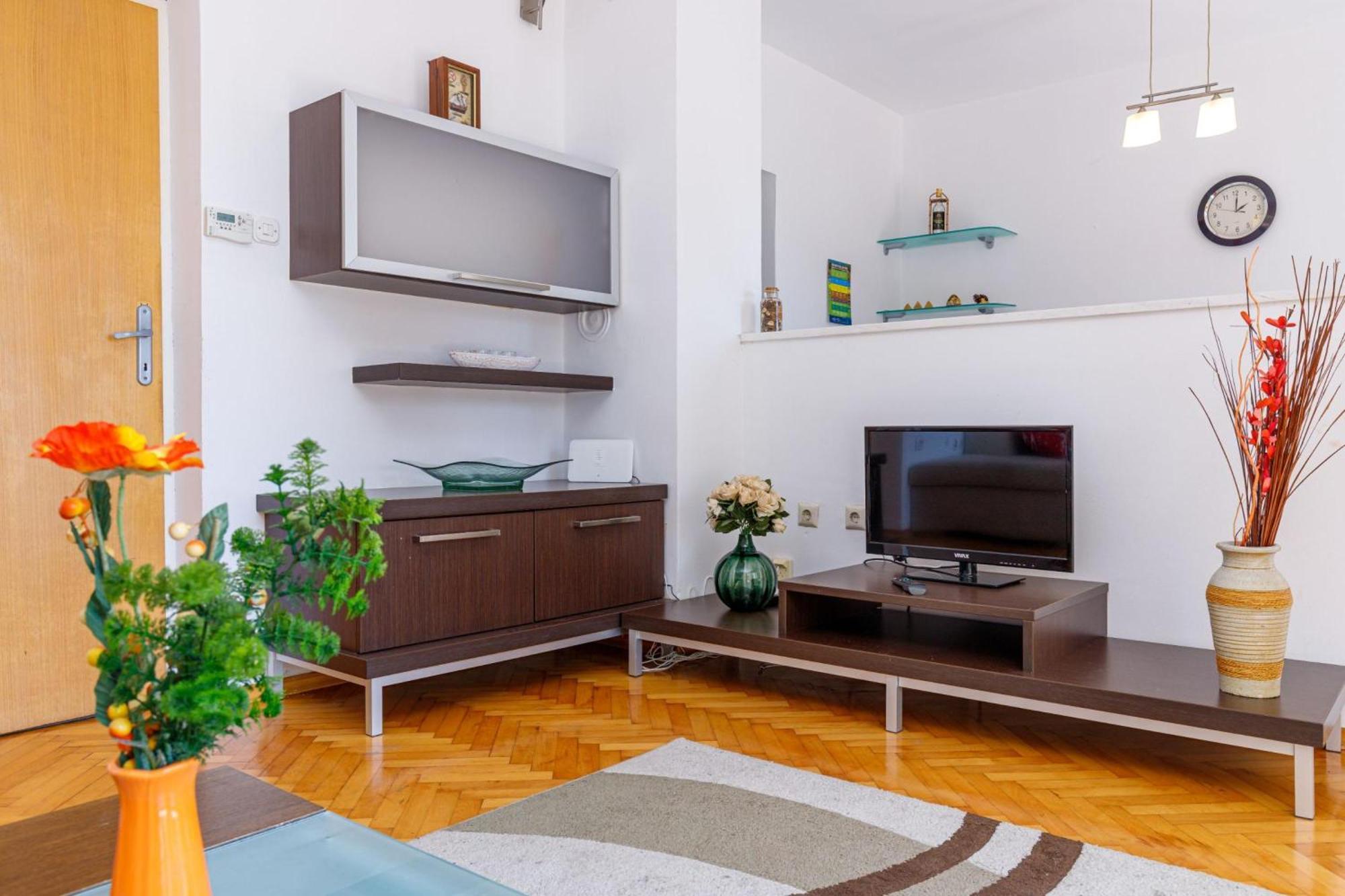 Seaview Apartment Tina Krk Island - Happy Rentals Кърк Екстериор снимка